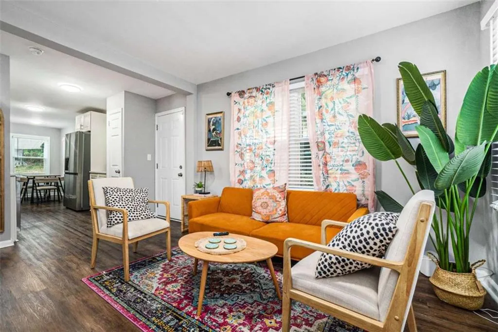 462 Center Hill Avenue, Atlanta, Georgia 30318, 2 Bedrooms Bedrooms, ,1 BathroomBathrooms,Residential,Sold,462 Center Hill Avenue,7658250