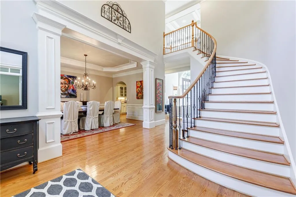 720 Latour Drive, Sandy Springs, Georgia 30350, 6 Bedrooms Bedrooms, ,5 BathroomsBathrooms,Residential,Sold,720 Latour Drive,6900348