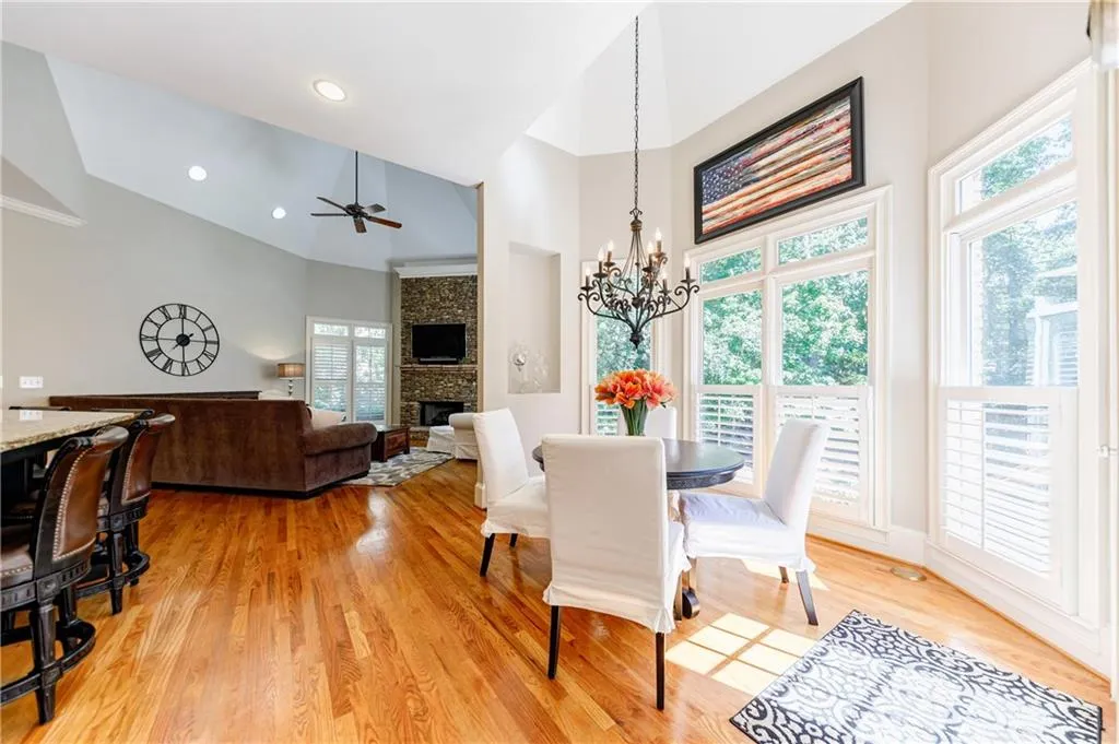 720 Latour Drive, Sandy Springs, Georgia 30350, 6 Bedrooms Bedrooms, ,5 BathroomsBathrooms,Residential,Sold,720 Latour Drive,6900348