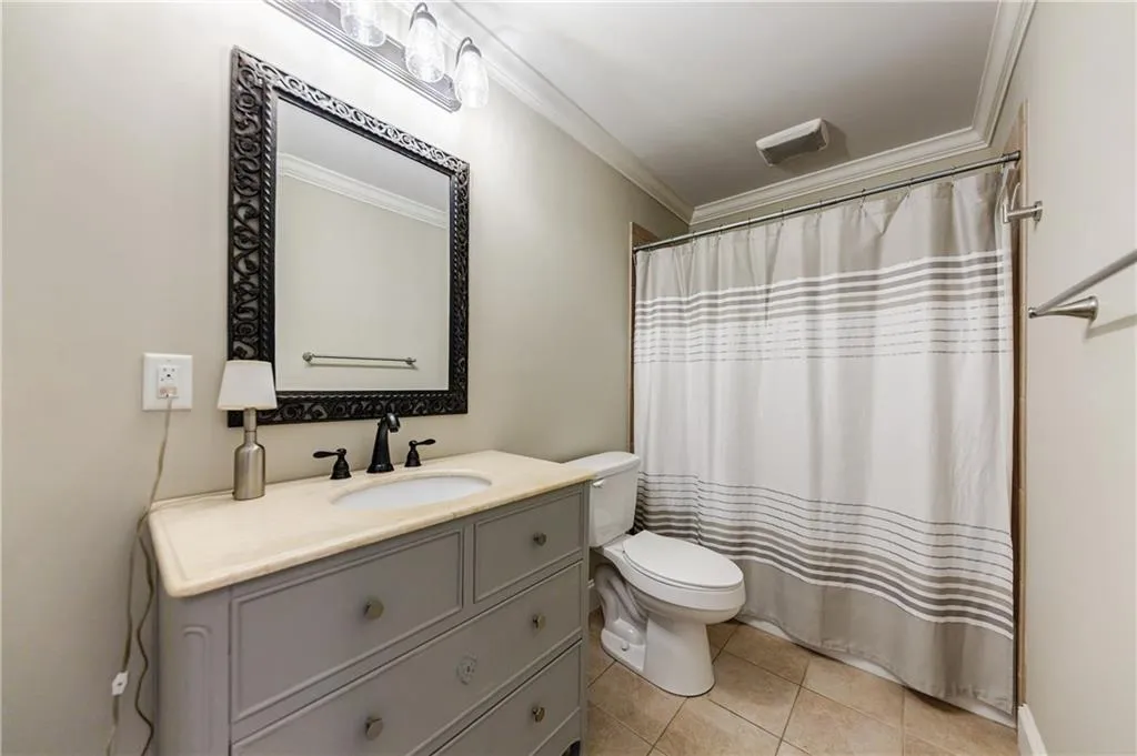 720 Latour Drive, Sandy Springs, Georgia 30350, 6 Bedrooms Bedrooms, ,5 BathroomsBathrooms,Residential,Sold,720 Latour Drive,6900348