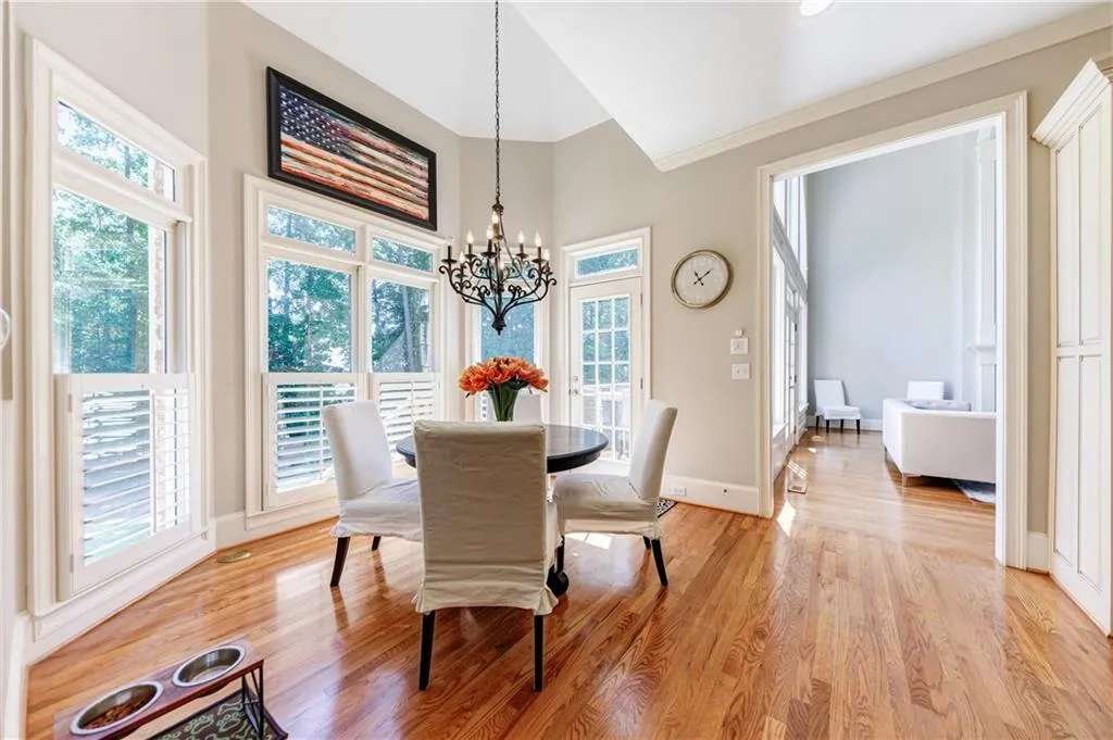 720 Latour Drive, Sandy Springs, Georgia 30350, 6 Bedrooms Bedrooms, ,5 BathroomsBathrooms,Residential,Sold,720 Latour Drive,6900348