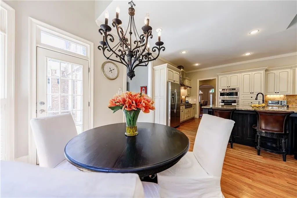 720 Latour Drive, Sandy Springs, Georgia 30350, 6 Bedrooms Bedrooms, ,5 BathroomsBathrooms,Residential,Sold,720 Latour Drive,6900348