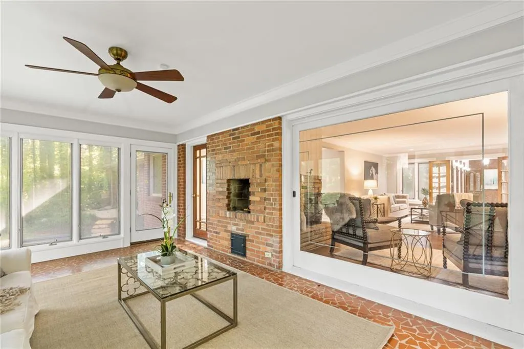 639 Mount Paran Road, Sandy Springs, Georgia 30327, 4 Bedrooms Bedrooms, ,4 BathroomsBathrooms,Residential,Sold,639 Mount Paran Road,7061905