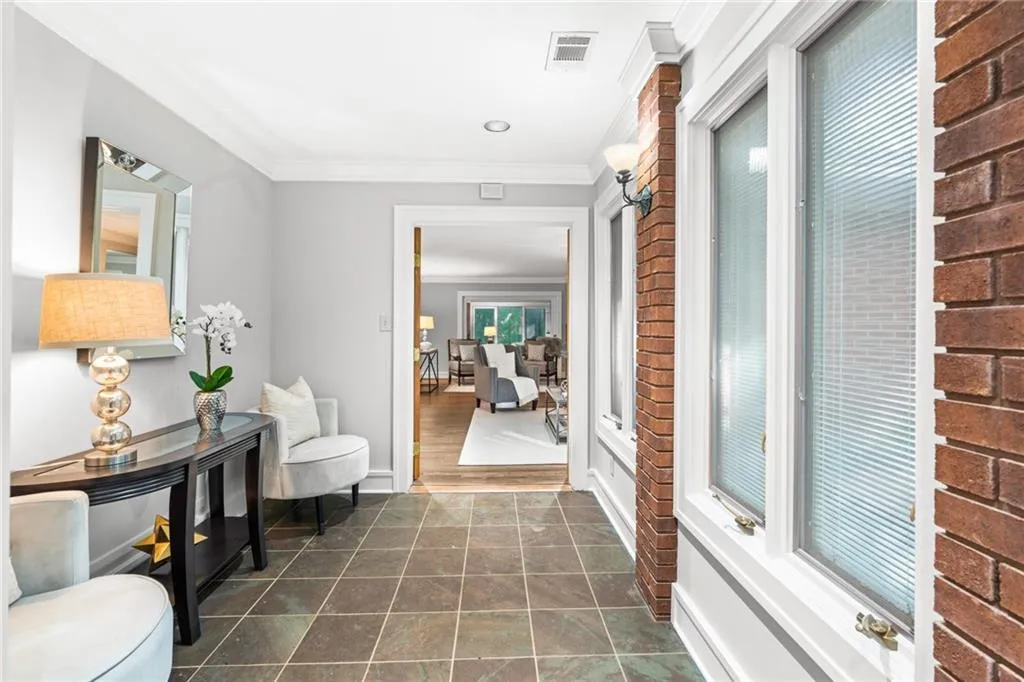 639 Mount Paran Road, Sandy Springs, Georgia 30327, 4 Bedrooms Bedrooms, ,4 BathroomsBathrooms,Residential,Sold,639 Mount Paran Road,7061905