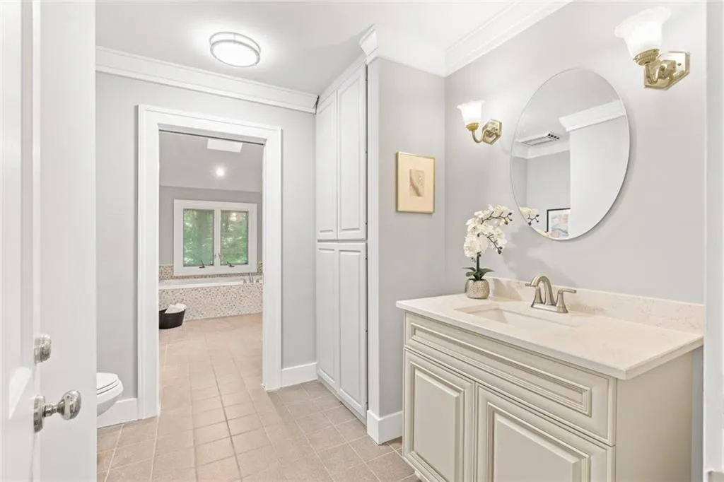 639 Mount Paran Road, Sandy Springs, Georgia 30327, 4 Bedrooms Bedrooms, ,4 BathroomsBathrooms,Residential,Sold,639 Mount Paran Road,7061905