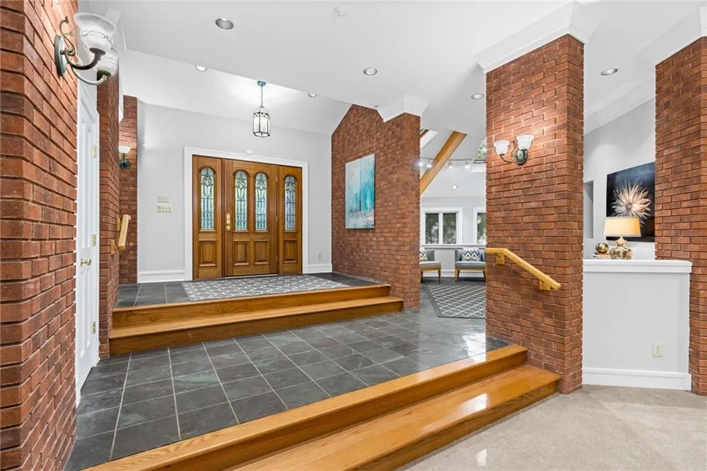 639 Mount Paran Road, Sandy Springs, Georgia 30327, 4 Bedrooms Bedrooms, ,4 BathroomsBathrooms,Residential,Sold,639 Mount Paran Road,7061905