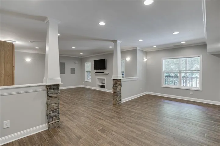 1170