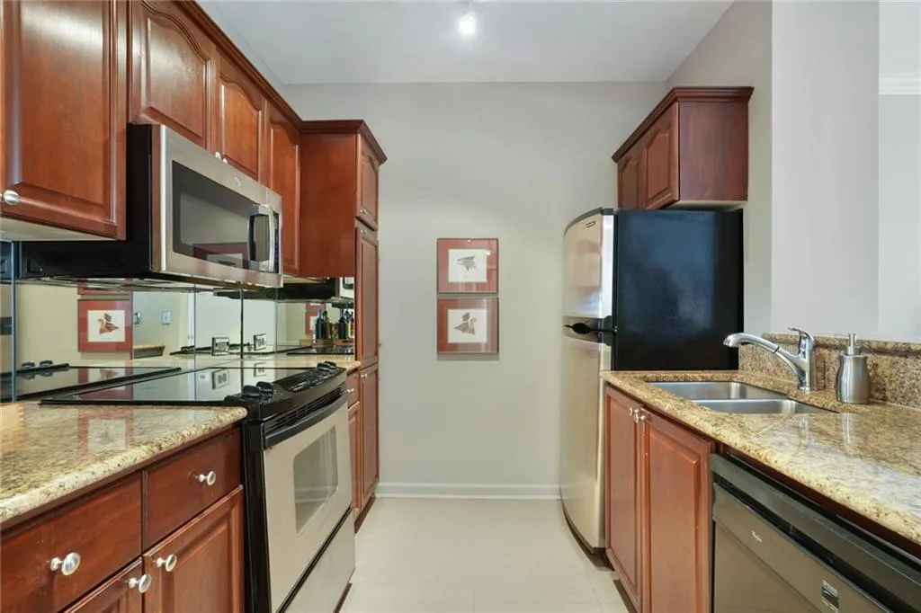 2310 River Green Drive Nw, Atlanta, Georgia 30327, 1 Bedroom Bedrooms, ,1 BathroomBathrooms,Residential,For Sale,2310 River Green Drive Nw,7625459