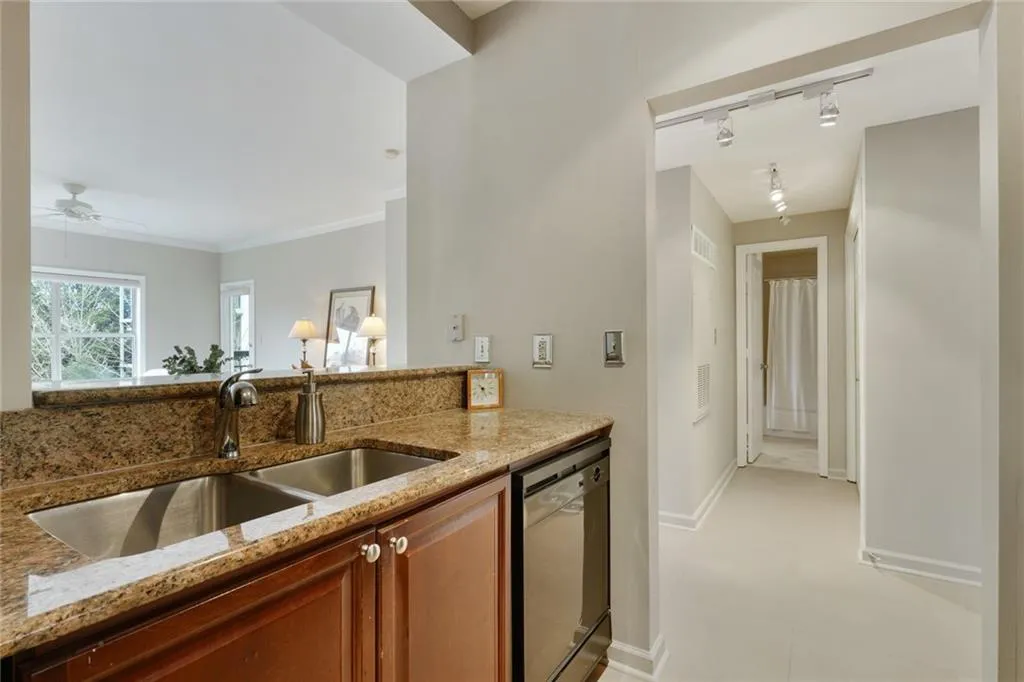 2310 River Green Drive Nw, Atlanta, Georgia 30327, 1 Bedroom Bedrooms, ,1 BathroomBathrooms,Residential,For Sale,2310 River Green Drive Nw,7625459