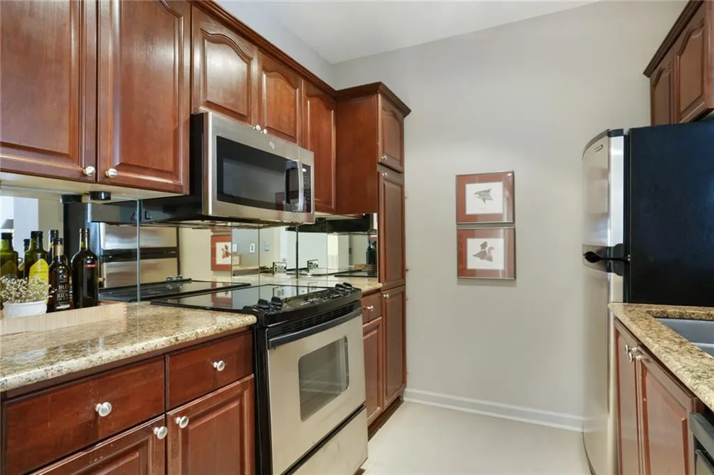 2310 River Green Drive Nw, Atlanta, Georgia 30327, 1 Bedroom Bedrooms, ,1 BathroomBathrooms,Residential,For Sale,2310 River Green Drive Nw,7625459