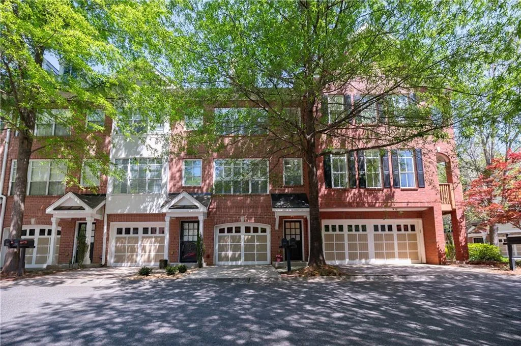 1148 Glenridge Place, Sandy Springs, Georgia 30342, 2 Bedrooms Bedrooms, ,1 BathroomBathrooms,Residential,Sold,1148 Glenridge Place,7202183