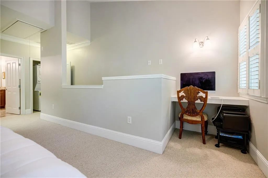 1148 Glenridge Place, Sandy Springs, Georgia 30342, 2 Bedrooms Bedrooms, ,1 BathroomBathrooms,Residential,Sold,1148 Glenridge Place,7202183