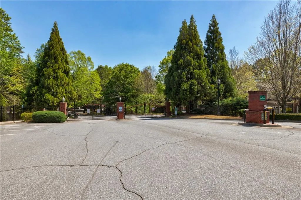 1148 Glenridge Place, Sandy Springs, Georgia 30342, 2 Bedrooms Bedrooms, ,1 BathroomBathrooms,Residential,Sold,1148 Glenridge Place,7202183