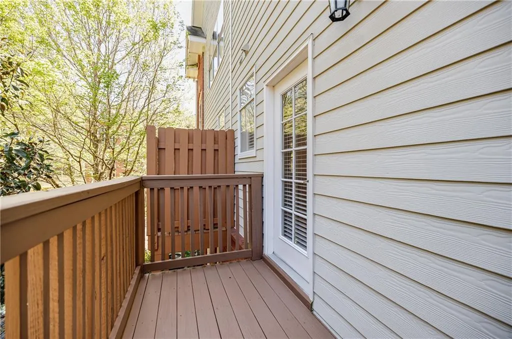 1148 Glenridge Place, Sandy Springs, Georgia 30342, 2 Bedrooms Bedrooms, ,1 BathroomBathrooms,Residential,Sold,1148 Glenridge Place,7202183