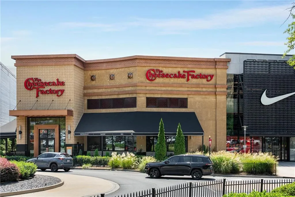 3040 Peachtree Rd Unit 1205, Atlanta, Georgia 30305, 1 Bedroom Bedrooms, 0 ,1 BathroomBathrooms,Residential,For Sale,3040 Peachtree Rd Unit 1205,7747166