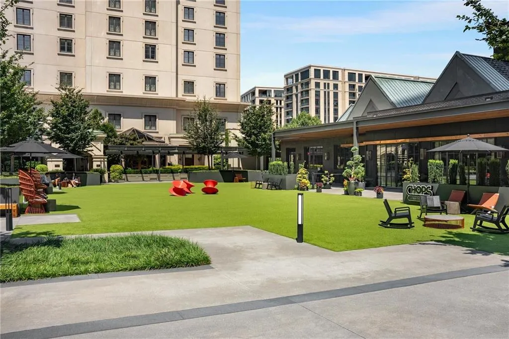 3040 Peachtree Rd Unit 1205, Atlanta, Georgia 30305, 1 Bedroom Bedrooms, 0 ,1 BathroomBathrooms,Residential,For Sale,3040 Peachtree Rd Unit 1205,7747166