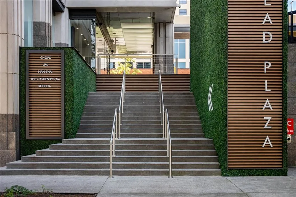 3040 Peachtree Rd Unit 1205, Atlanta, Georgia 30305, 1 Bedroom Bedrooms, 0 ,1 BathroomBathrooms,Residential,For Sale,3040 Peachtree Rd Unit 1205,7747166