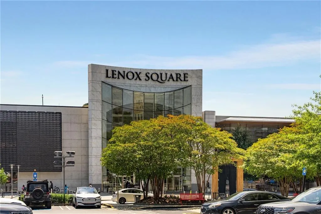 3040 Peachtree Rd Unit 1205, Atlanta, Georgia 30305, 1 Bedroom Bedrooms, 0 ,1 BathroomBathrooms,Residential,For Sale,3040 Peachtree Rd Unit 1205,7747166