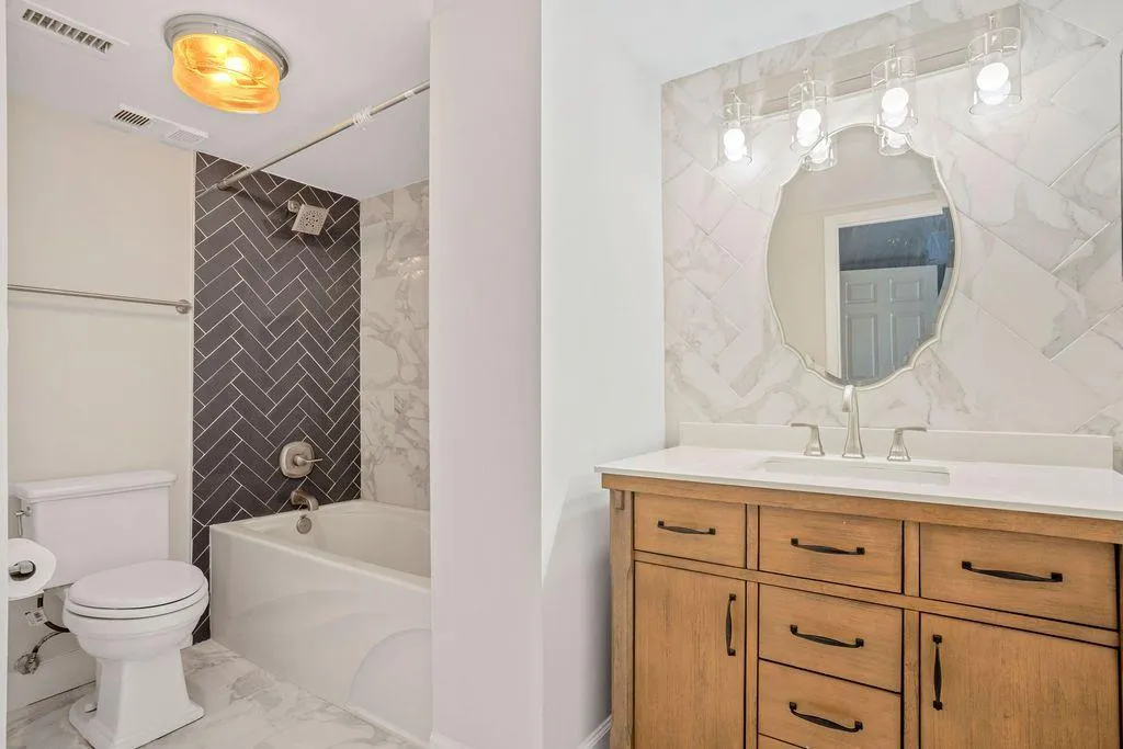 795 Hammond Drive Unit 202, Atlanta, Georgia 30328, 1 Bedroom Bedrooms, ,1 BathroomBathrooms,Residential,Sold,795 Hammond Drive Unit 202,7003997