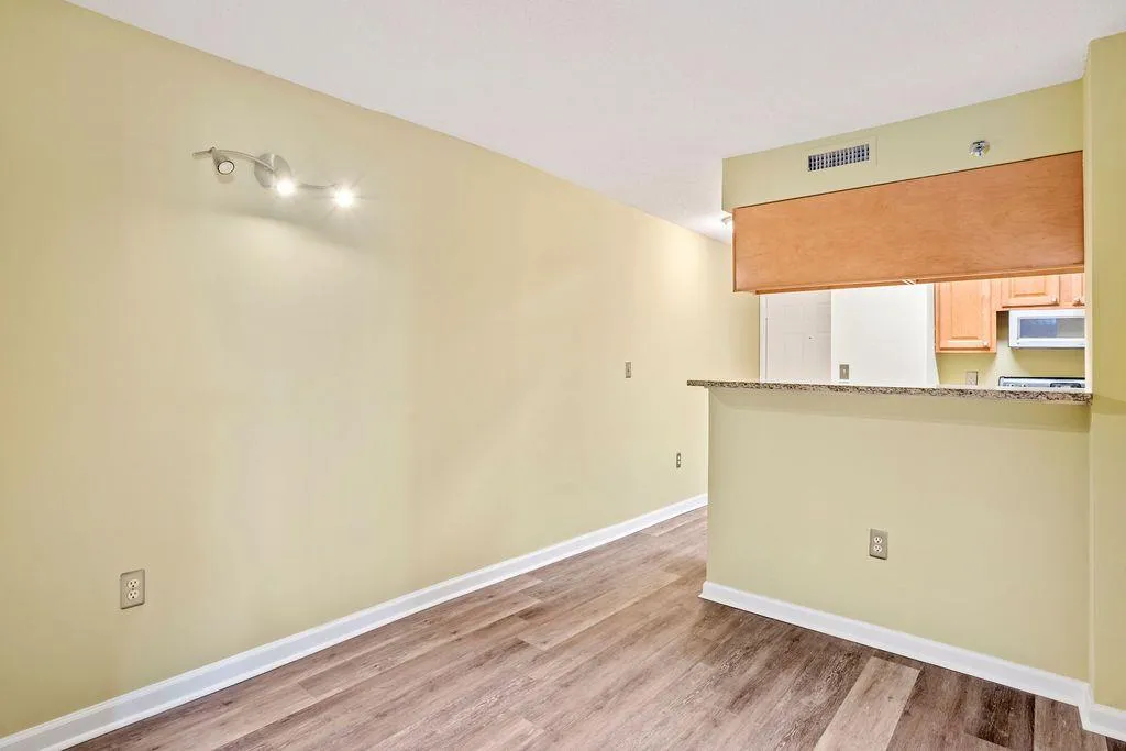 795 Hammond Drive Unit 202, Atlanta, Georgia 30328, 1 Bedroom Bedrooms, ,1 BathroomBathrooms,Residential,Sold,795 Hammond Drive Unit 202,7003997