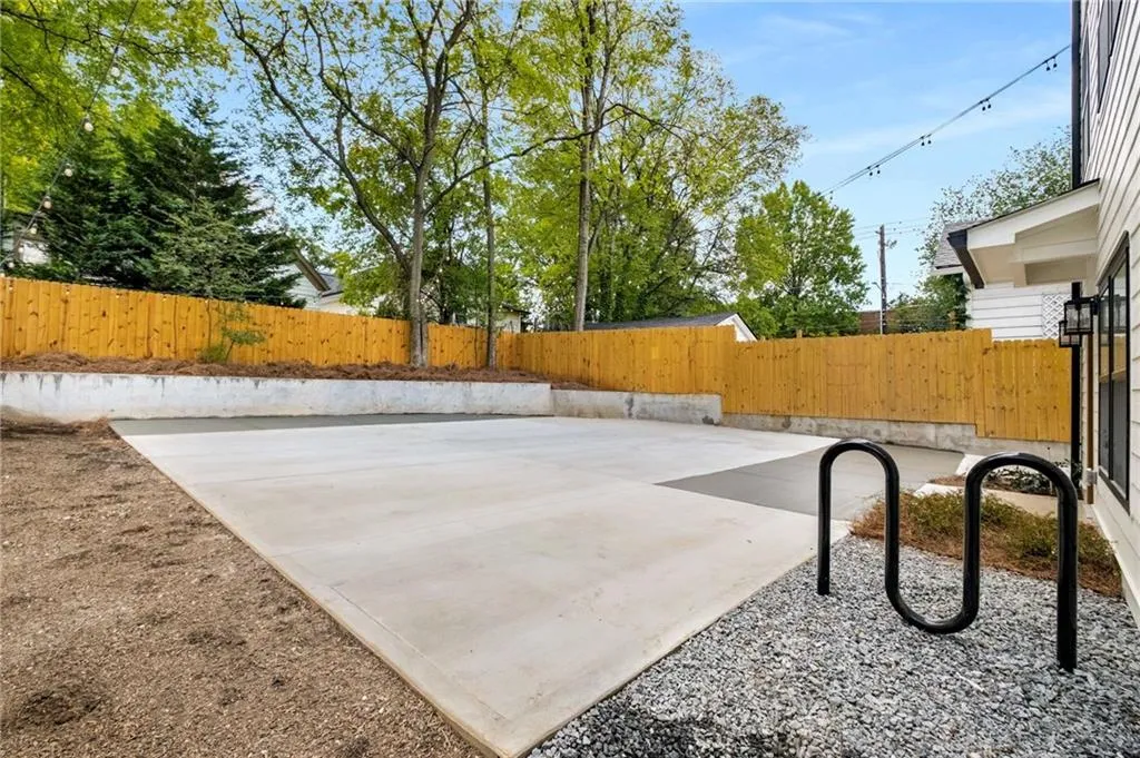 991 Hampton Street Nw, Atlanta, Georgia 30318, ,Residential Income,For Sale,991 Hampton Street Nw,7635765