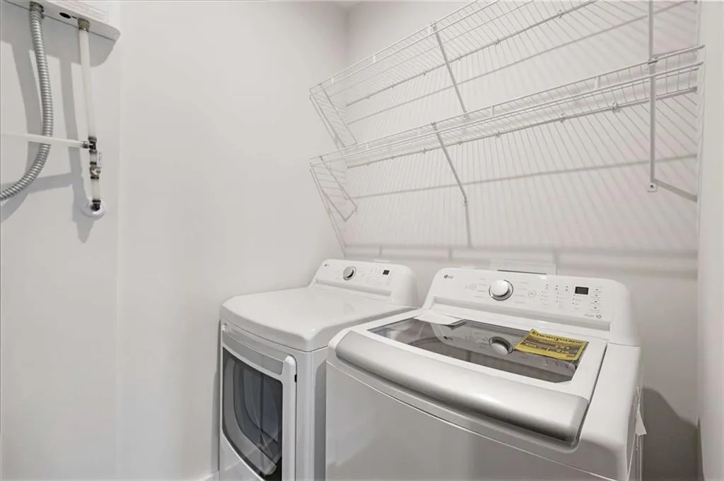 991 Hampton Street Nw, Atlanta, Georgia 30318, ,Residential Income,For Sale,991 Hampton Street Nw,7635765
