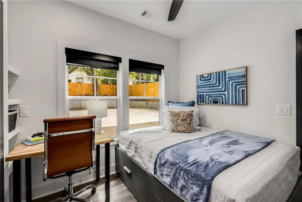 991 Hampton Street Nw, Atlanta, Georgia 30318, ,Residential Income,For Sale,991 Hampton Street Nw,7635765