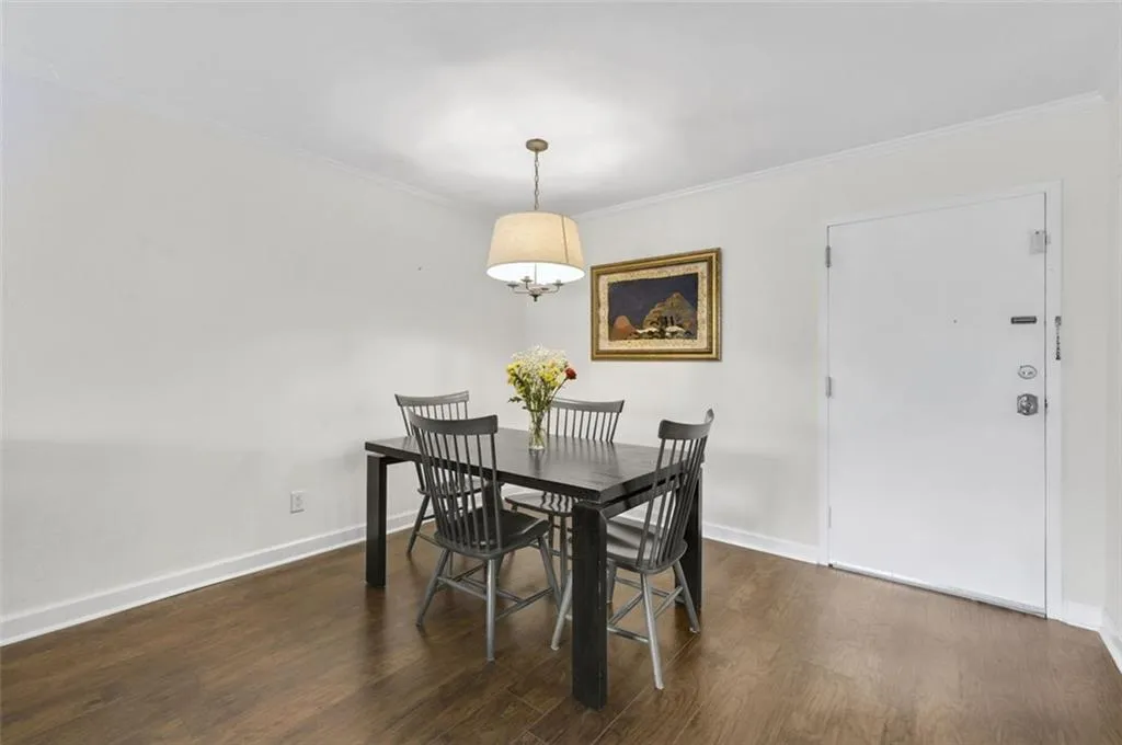 395 Pharr Road Ne Unit 305, Atlanta, Georgia 30305, 1 Bedroom Bedrooms, ,1 BathroomBathrooms,Residential,For Sale,395 Pharr Road Ne Unit 305,7542063