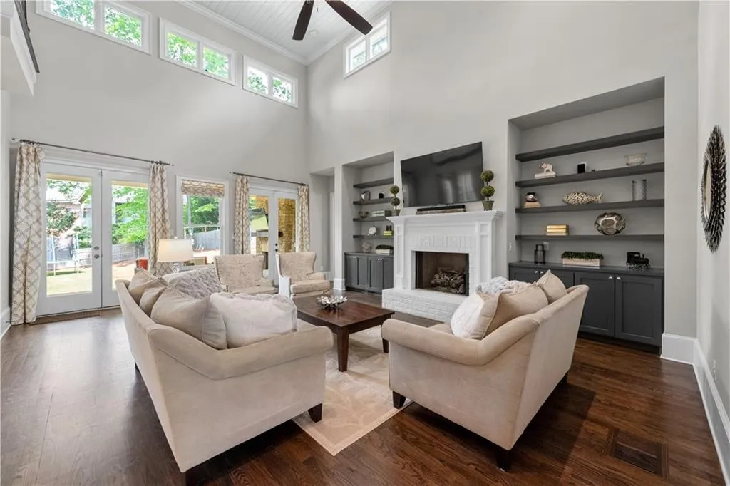 23 Long Island Place, Sandy Springs, Georgia 30328, 5 Bedrooms Bedrooms, ,4 BathroomsBathrooms,Residential,Sold,23 Long Island Place,7569970