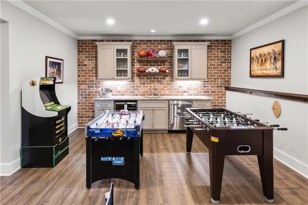 23 Long Island Place, Sandy Springs, Georgia 30328, 5 Bedrooms Bedrooms, ,4 BathroomsBathrooms,Residential,Sold,23 Long Island Place,7569970