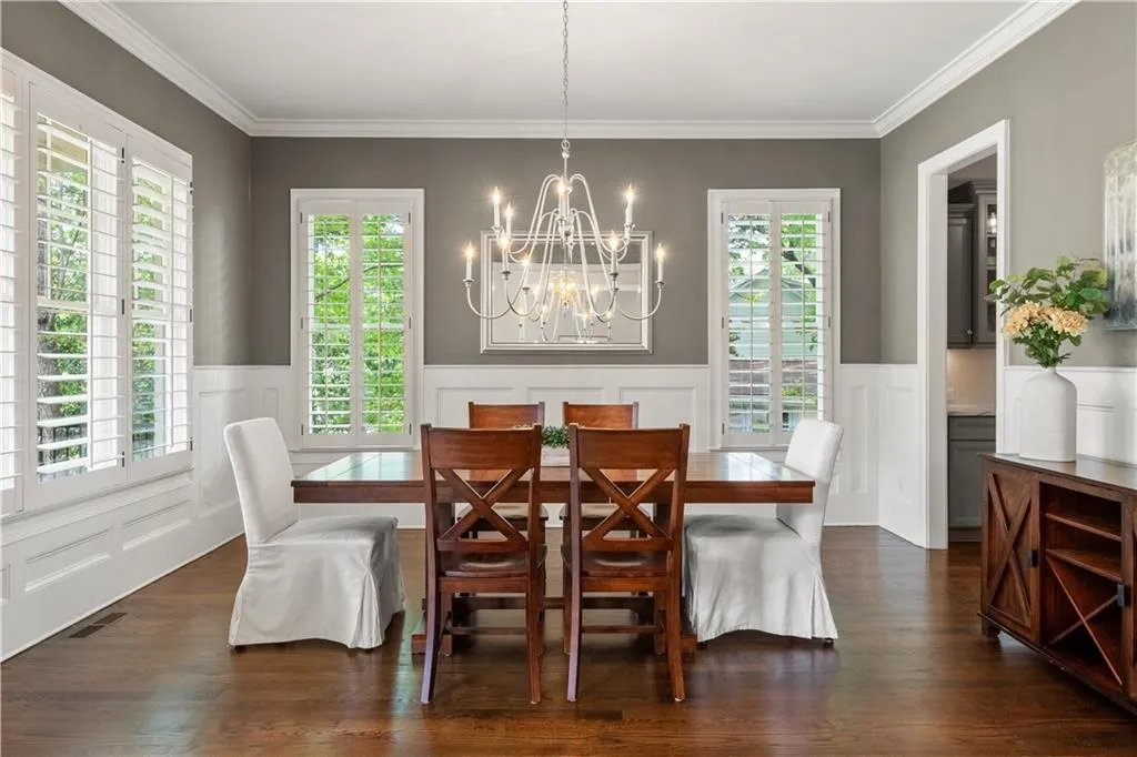 23 Long Island Place, Sandy Springs, Georgia 30328, 5 Bedrooms Bedrooms, ,4 BathroomsBathrooms,Residential,Sold,23 Long Island Place,7569970