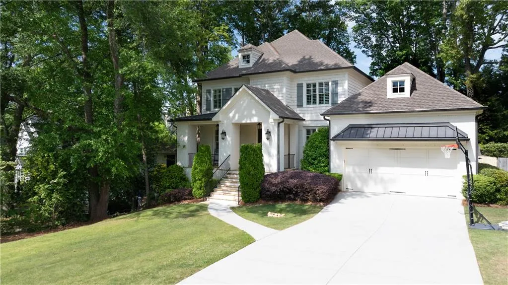 23 Long Island Place, Sandy Springs, Georgia 30328, 5 Bedrooms Bedrooms, ,4 BathroomsBathrooms,Residential,Sold,23 Long Island Place,7569970