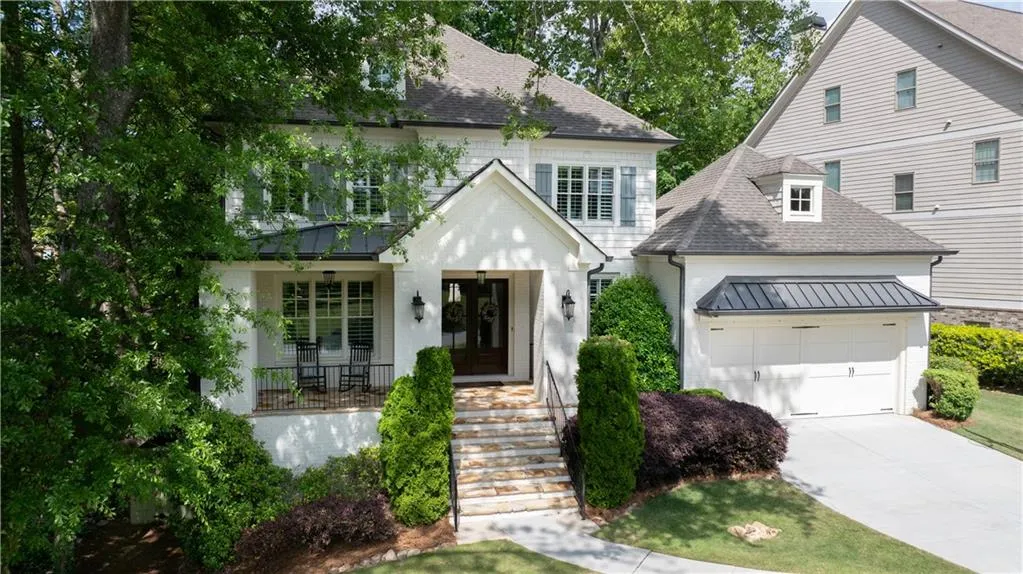 23 Long Island Place, Sandy Springs, Georgia 30328, 5 Bedrooms Bedrooms, ,4 BathroomsBathrooms,Residential,Sold,23 Long Island Place,7569970