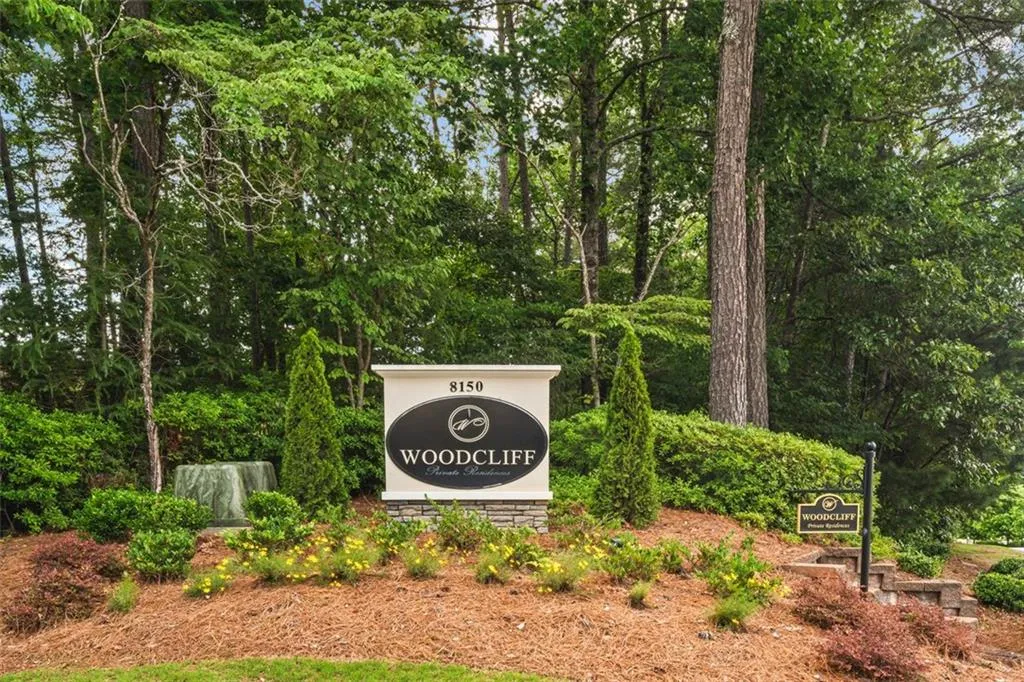 1207 Woodcliff Drive, Atlanta, Georgia 30350, 2 Bedrooms Bedrooms, ,2 BathroomsBathrooms,Residential,Sold,1207 Woodcliff Drive,6857879