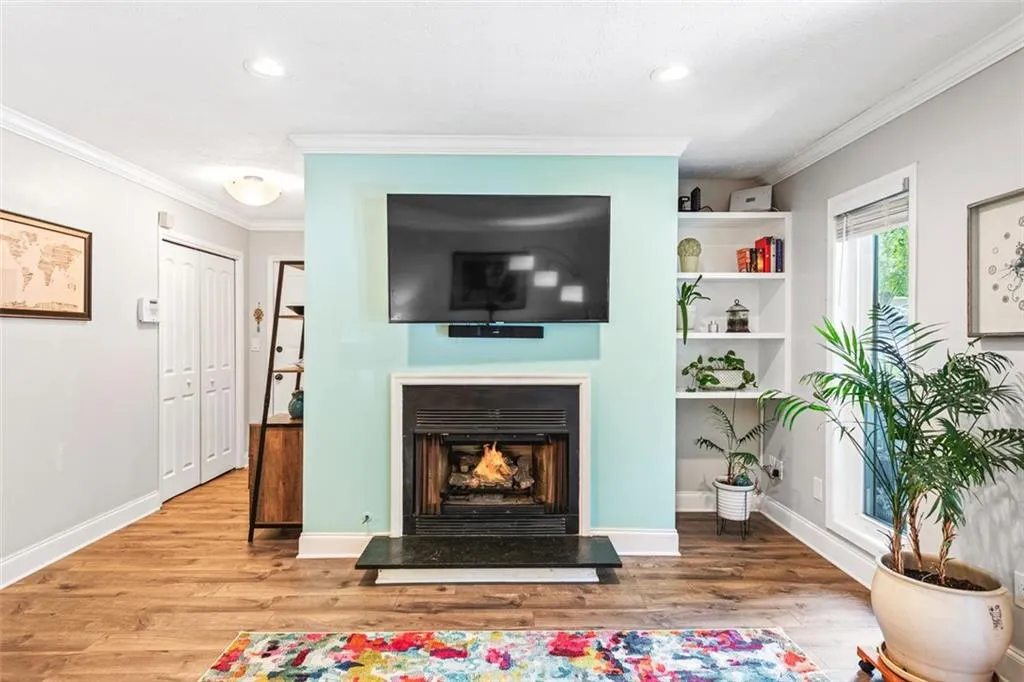 1207 Woodcliff Drive, Atlanta, Georgia 30350, 2 Bedrooms Bedrooms, ,2 BathroomsBathrooms,Residential,Sold,1207 Woodcliff Drive,6857879