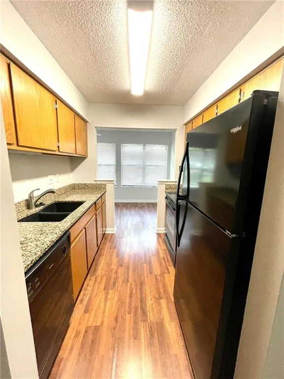 2703 Huntingdon Chase, Sandy Springs, Georgia 30350, 2 Bedrooms Bedrooms, ,2 BathroomsBathrooms,Residential,Sold,2703 Huntingdon Chase,7142715
