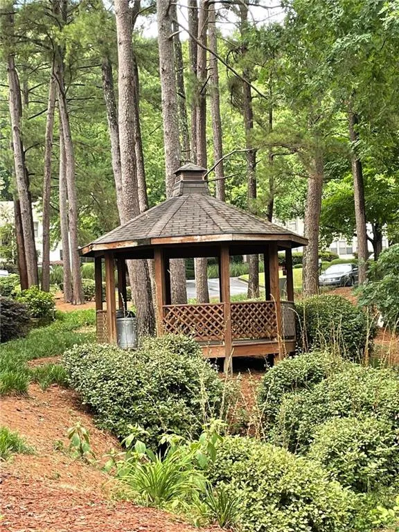 2703 Huntingdon Chase, Sandy Springs, Georgia 30350, 2 Bedrooms Bedrooms, ,2 BathroomsBathrooms,Residential,Sold,2703 Huntingdon Chase,7142715