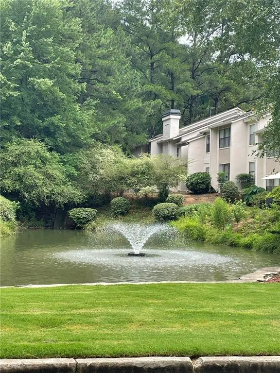 2703 Huntingdon Chase, Sandy Springs, Georgia 30350, 2 Bedrooms Bedrooms, ,2 BathroomsBathrooms,Residential,Sold,2703 Huntingdon Chase,7142715