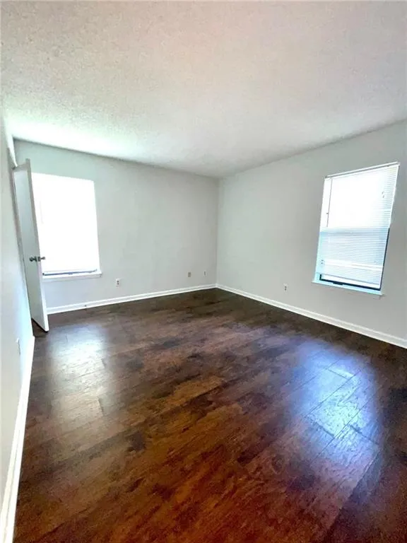 2703 Huntingdon Chase, Sandy Springs, Georgia 30350, 2 Bedrooms Bedrooms, ,2 BathroomsBathrooms,Residential,Sold,2703 Huntingdon Chase,7142715