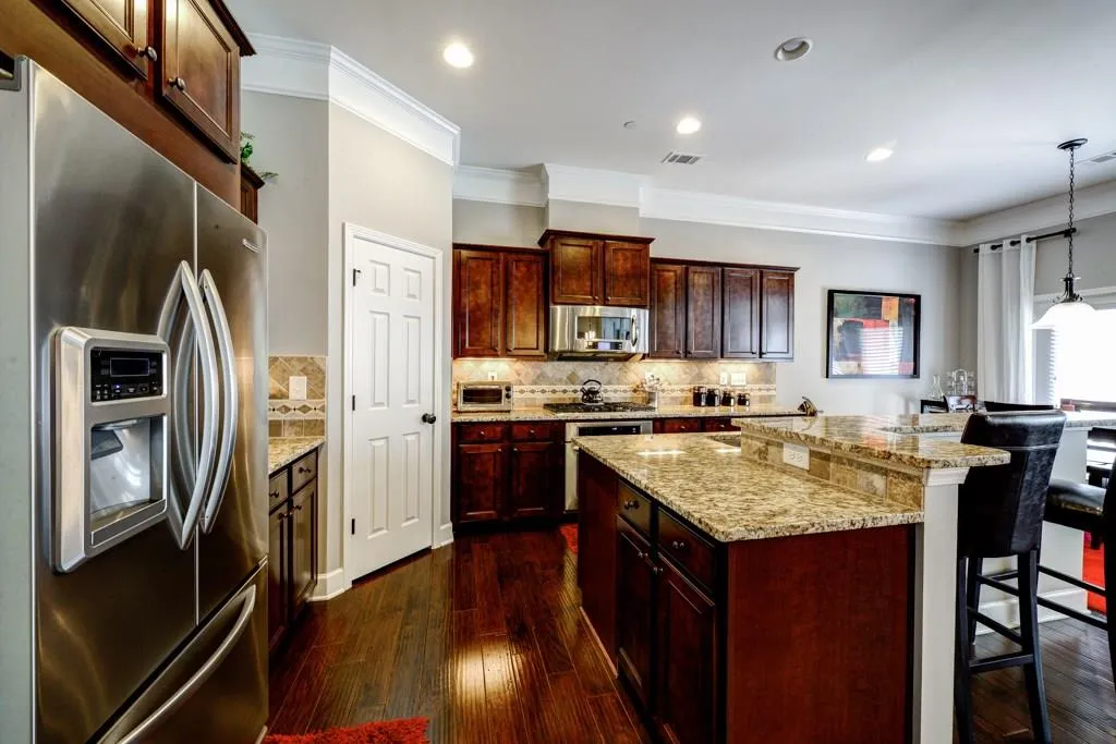 5581 High Point Road Ne, Atlanta, Georgia 30342, 3 Bedrooms Bedrooms, ,3 BathroomsBathrooms,Residential,Sold,5581 High Point Road Ne,5681645