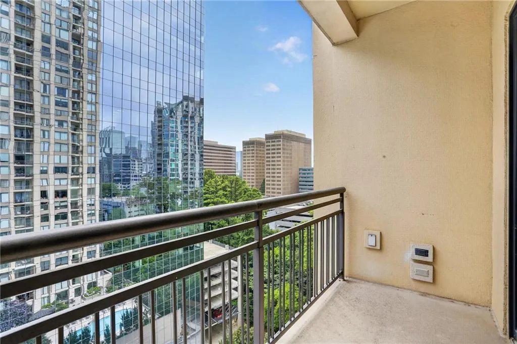 3445 Stratford Road Ne Unit 1405, Atlanta, Georgia 30326, 1 Bedroom Bedrooms, 0 ,1 BathroomBathrooms,Residential,For Sale,3445 Stratford Road Ne Unit 1405,7787373