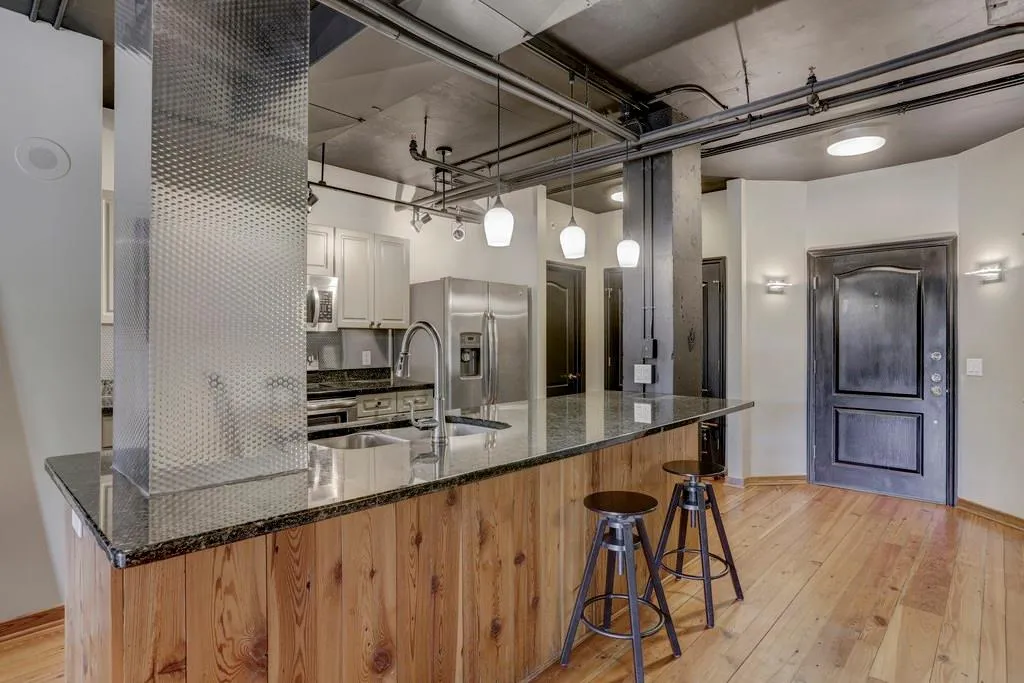 3475 Oak Valley Road Ne Unit 340, Atlanta, Georgia 30326, 1 Bedroom Bedrooms, ,1 BathroomBathrooms,Residential,Sold,3475 Oak Valley Road Ne Unit 340,5924727