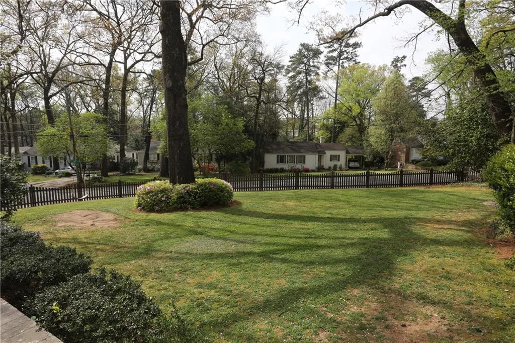 1812 Colland Drive Nw, Atlanta, Georgia 30318, 4 Bedrooms Bedrooms, ,3 BathroomsBathrooms,Residential,Sold,1812 Colland Drive Nw,5658087