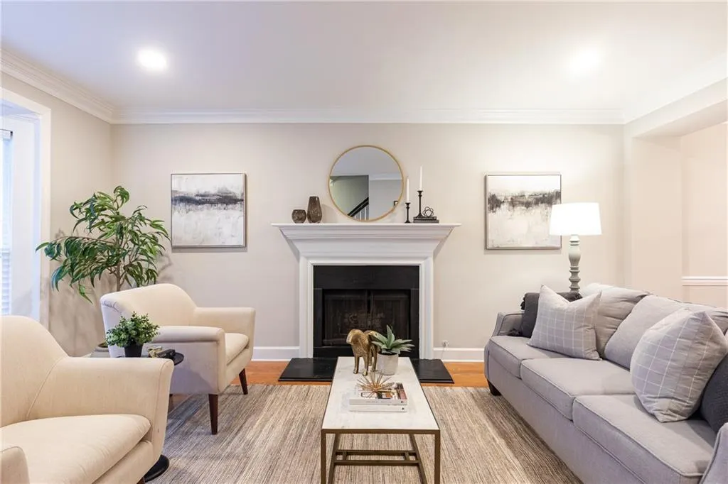 7500 Roswell Road Unit 70, Sandy Springs, Georgia 30350, 2 Bedrooms Bedrooms, ,2 BathroomsBathrooms,Residential,Sold,7500 Roswell Road Unit 70,6974522