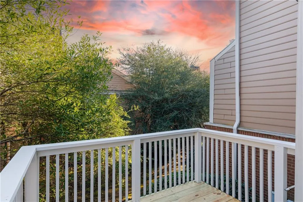 7500 Roswell Road Unit 70, Sandy Springs, Georgia 30350, 2 Bedrooms Bedrooms, ,2 BathroomsBathrooms,Residential,Sold,7500 Roswell Road Unit 70,6974522