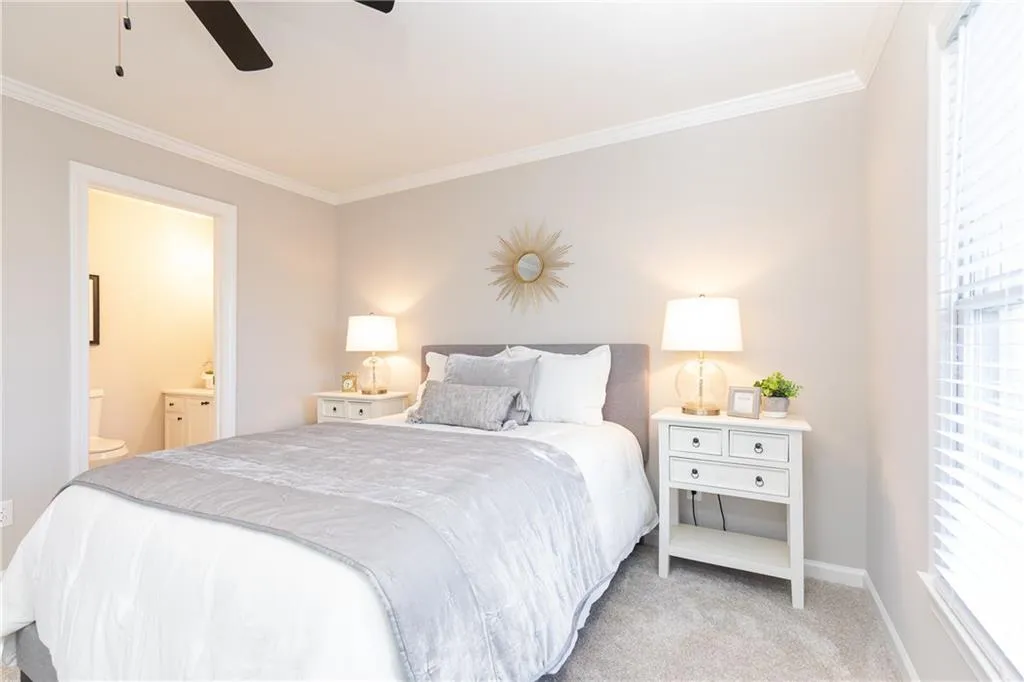 7500 Roswell Road Unit 70, Sandy Springs, Georgia 30350, 2 Bedrooms Bedrooms, ,2 BathroomsBathrooms,Residential,Sold,7500 Roswell Road Unit 70,6974522
