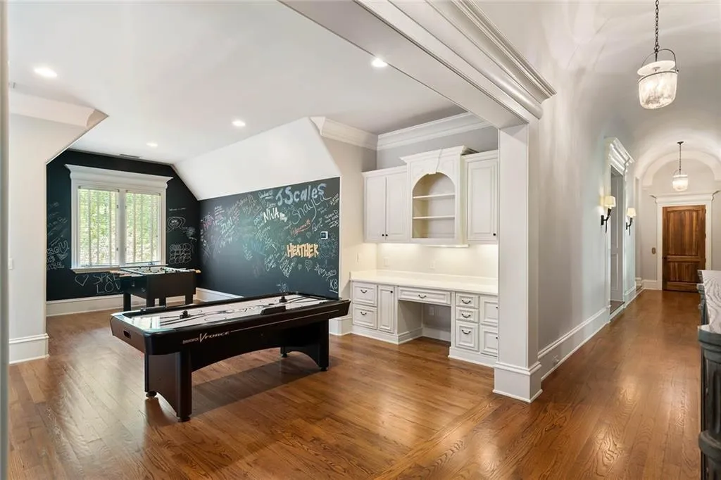 5790 Winterthur Lane Nw, Sandy Springs, Georgia 30328, 5 Bedrooms Bedrooms, ,5 BathroomsBathrooms,Residential,Sold,5790 Winterthur Lane Nw,7204815