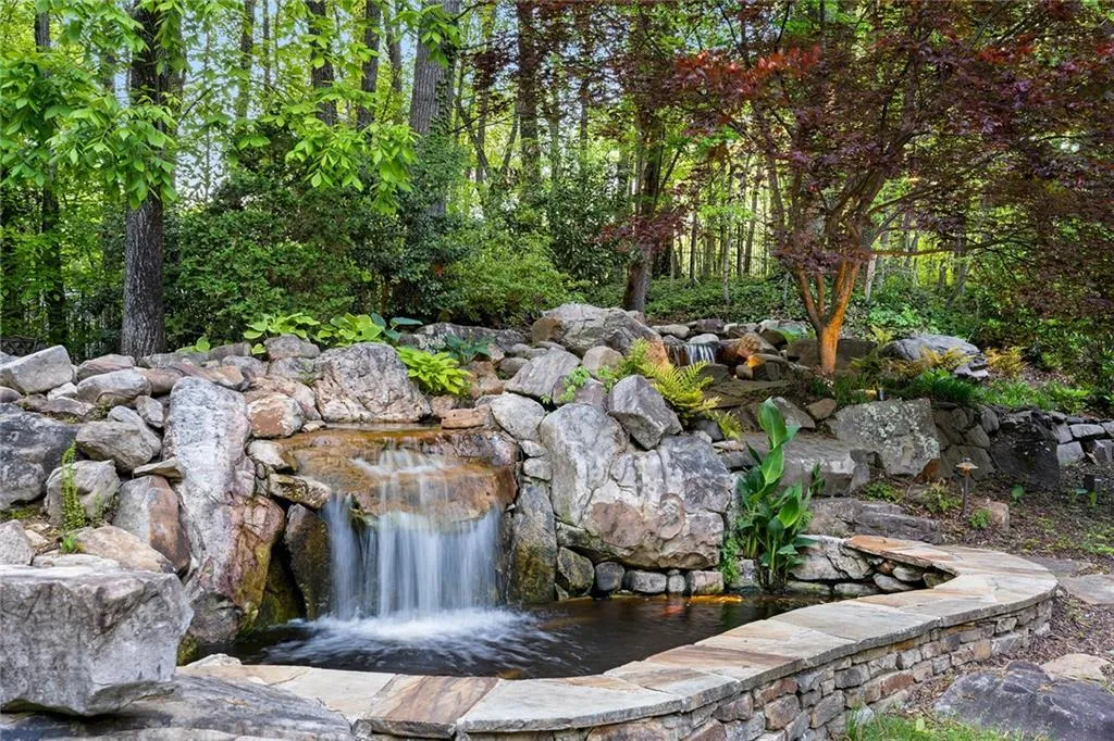 5790 Winterthur Lane Nw, Sandy Springs, Georgia 30328, 5 Bedrooms Bedrooms, ,5 BathroomsBathrooms,Residential,Sold,5790 Winterthur Lane Nw,7204815