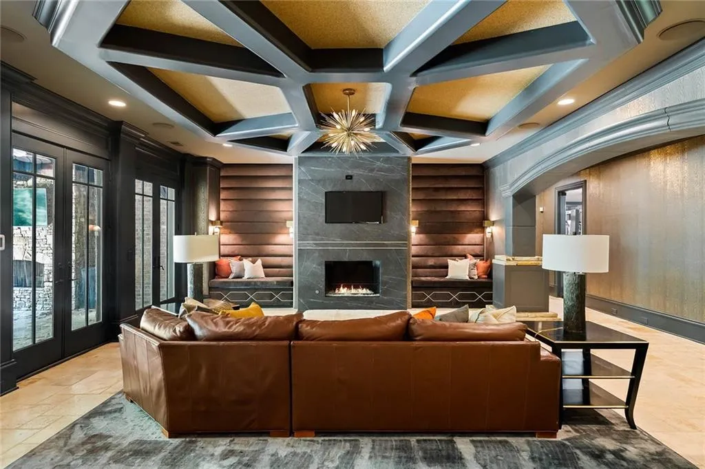 5790 Winterthur Lane Nw, Sandy Springs, Georgia 30328, 5 Bedrooms Bedrooms, ,5 BathroomsBathrooms,Residential,Sold,5790 Winterthur Lane Nw,7204815