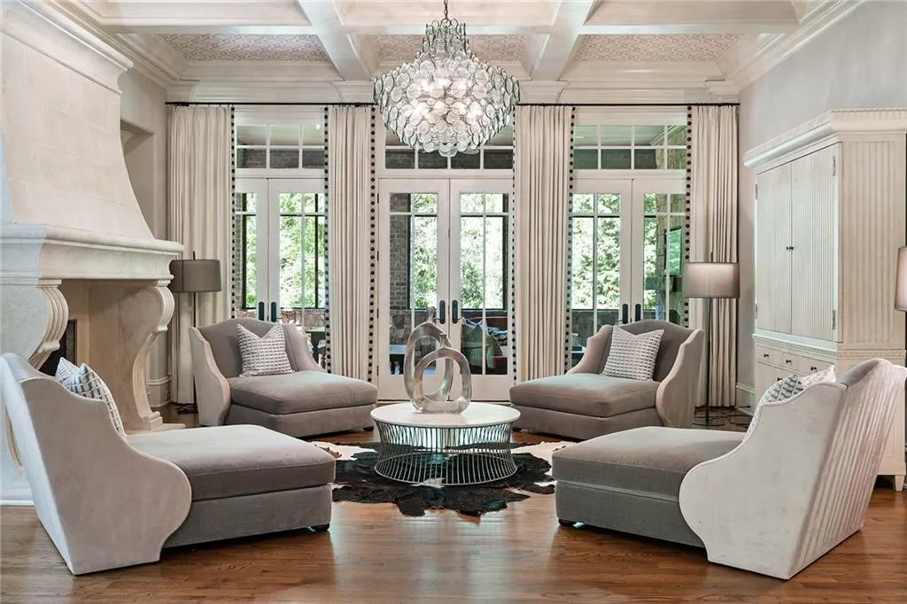 5790 Winterthur Lane Nw, Sandy Springs, Georgia 30328, 5 Bedrooms Bedrooms, ,5 BathroomsBathrooms,Residential,Sold,5790 Winterthur Lane Nw,7204815